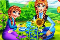 Анна и Дочь в Саду - Anna Mommy Gardening